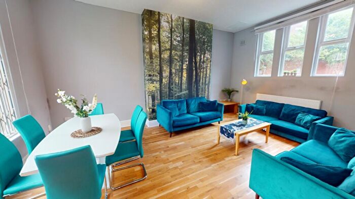 9 Bedroom Semi-Detached House To Rent In All Saints Street, NG7