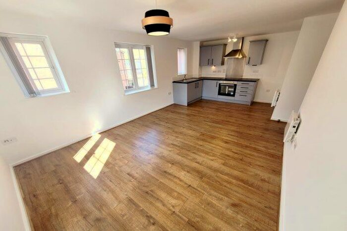 2 Bedroom Flat To Rent In Brathey Place, Manchester, M26