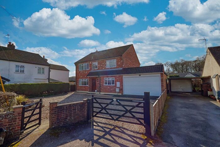 4 Bedroom Detached House For Sale In Main Road, Walters Ash, High Wycombe, Buckinghamshire, HP14