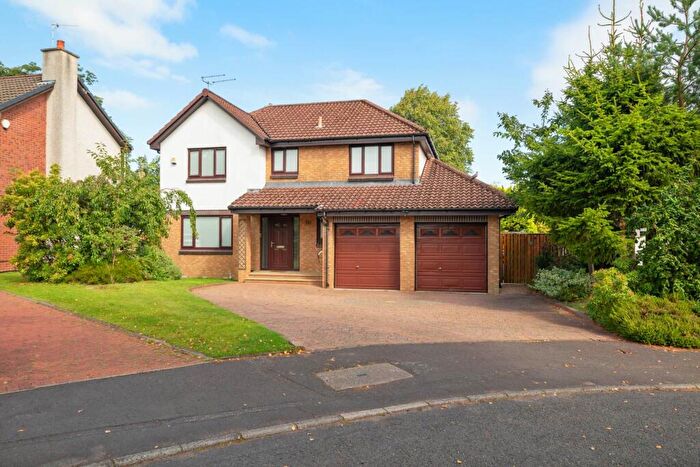 4 Bedroom Detached House To Rent In Beatrice Gardens, Crosslee, PA6