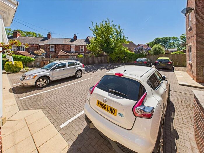 2 Bedroom Flat For Sale In George Odey Court, Beverley, HU17