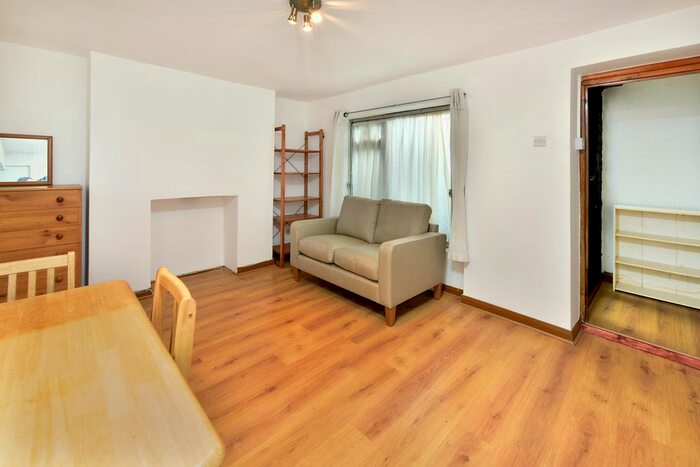 1 Bedroom Flat To Rent In Bayham Street, London, NW1