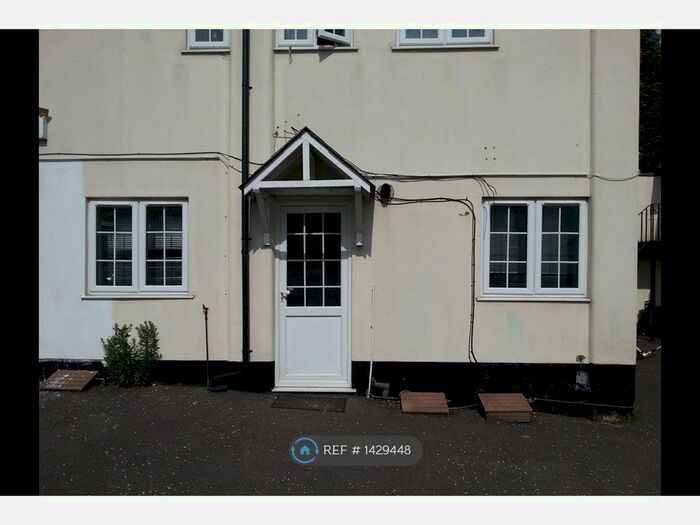 2 Bedroom Flat To Rent In Ashton Road, Luton, LU1