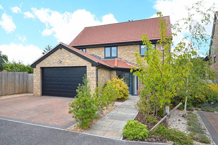 4 Bedroom Detached House For Sale In Church Road, Wick, Bristol, BS30