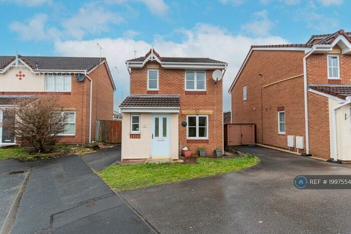 3 Bedroom Detached House To Rent In Newsham Road, Stockport, SK3