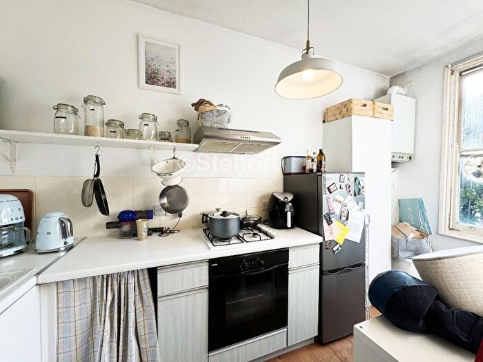 1 Bedroom Flat To Rent In Junction Road, London, N19
