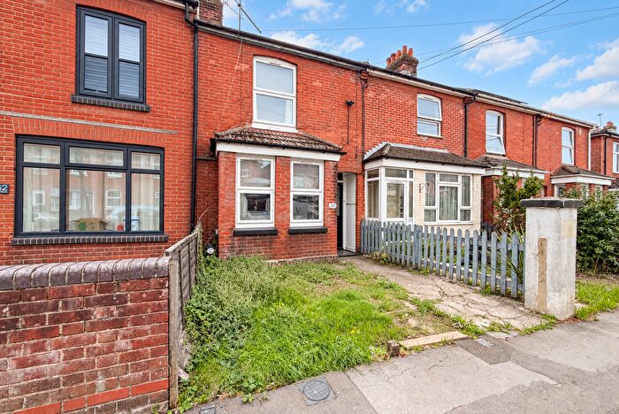 3 Bedroom Terraced House For Sale In Ludlow Road, Woolston, Southampton, SO19