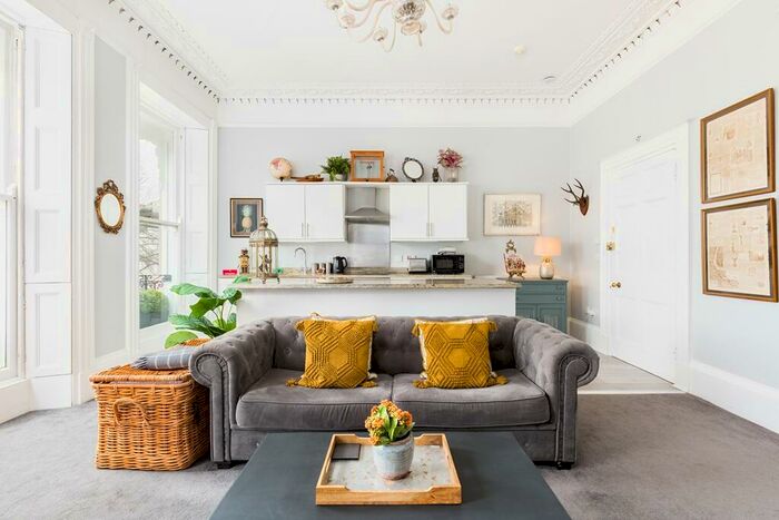 1 Bedroom Flat To Rent In Priory Street, Cheltenham, GL52