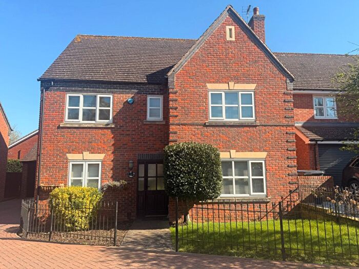 4 Bedroom Detached House To Rent In Crown Hill Close, Stoke Golding, Nuneaton, CV13