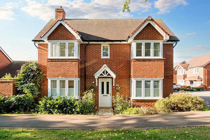 3 Bedroom Detached House For Sale In Elstar Road, Ongar, CM5