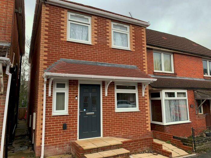 2 Bedroom Detached House To Rent In Percy Road, Southampton, SO16