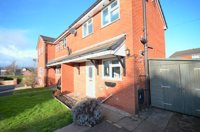 1 Bedroom Semi-Detached House To Rent In Oakfield Avenue, Clayton Le Moors, Accrington, BB5
