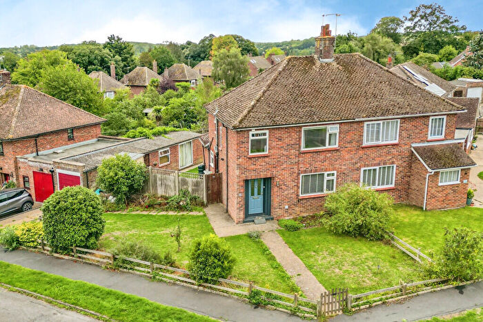 3 Bedroom Semi-Detached House For Sale In Queens Drive, Halesworth, IP19