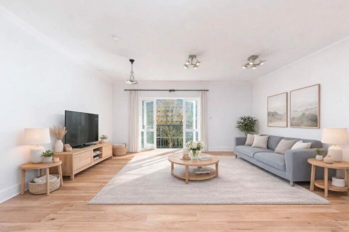 2 Bedroom Flat To Rent In Folgate Street, Spitalfields, London, E1