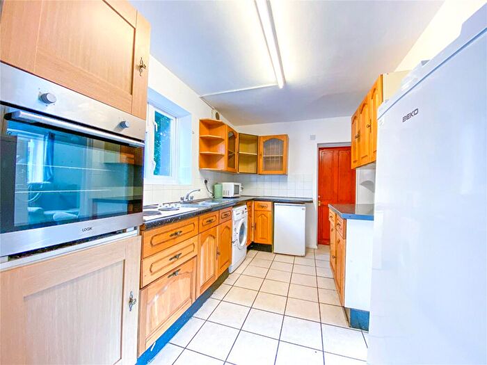 5 Bedroom Semi Detached House To Rent In Hillside, Brighton, East Sussex, BN2