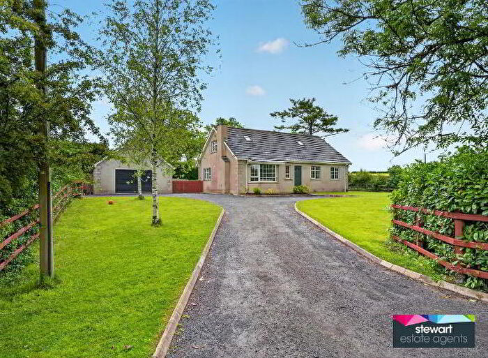 5 Bedroom Detached House For Sale In Hillsborough Road, Dromore, BT67