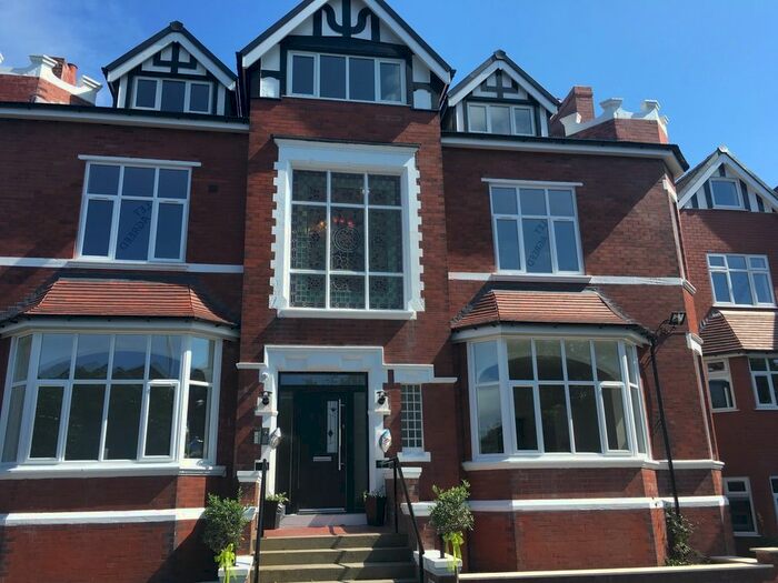 2 Bedroom Flat To Rent In Cambridge Road, Southport PR9