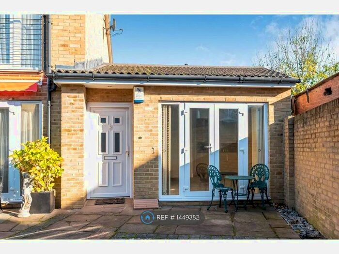 1 Bedroom Bungalow To Rent In Ravensgate Mews, Shortlands, BR2