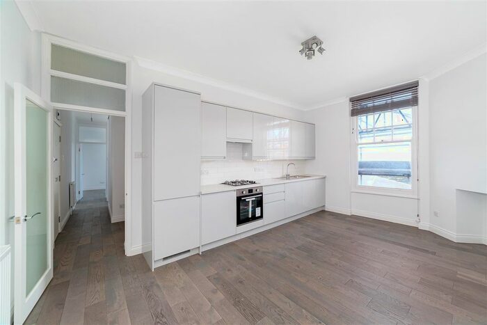 2 Bedroom Flat For Sale In Inglewood Road, West Hampstead, NW6