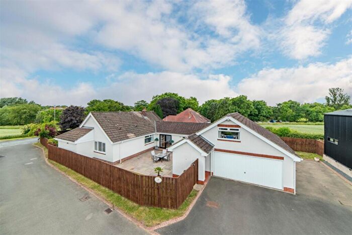 4 Bedroom Detached Bungalow For Sale In Clickemin Farm Cottage, Ponteland, Newcastle Upon Tyne, NE20