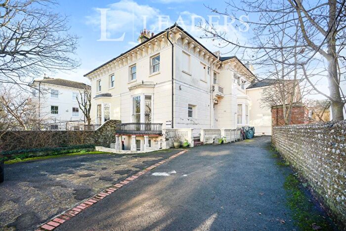 1 Bedroom Flat To Rent In Buckingham Place, BN1