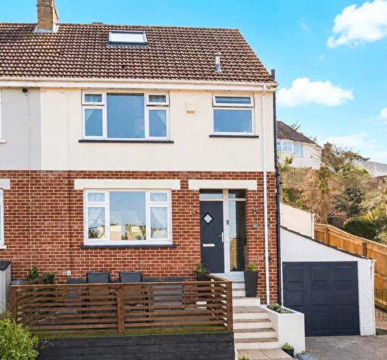 3 Bedroom Semi-Detached House For Sale In North View Avenue, Bideford, Devon, EX39