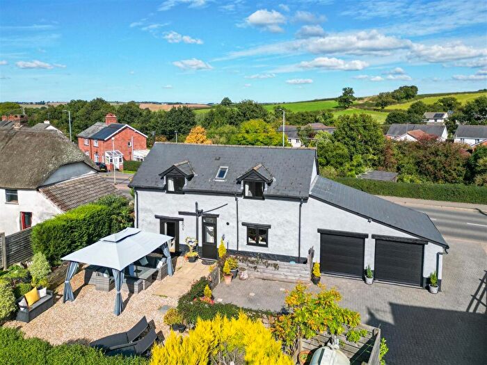 3 Bedroom Detached House For Sale In Copplestone, Crediton, EX17