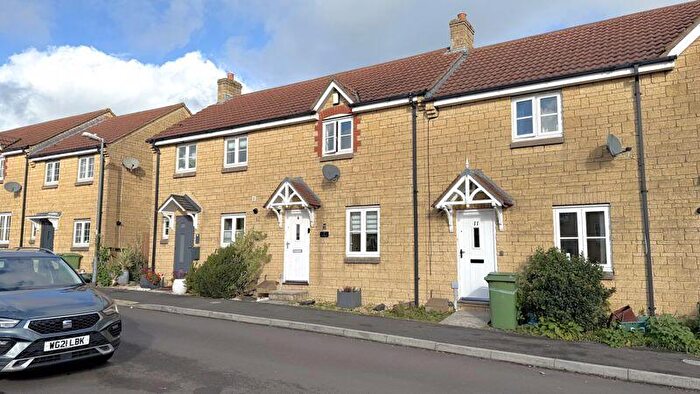 2 Bedroom Terraced House For Sale In Newington Close, Frome, BA11