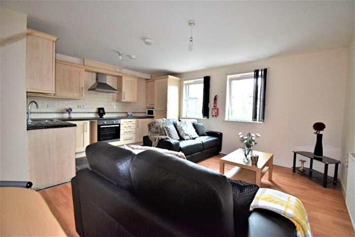 5 Bedroom Flat To Rent In Broom Street, Sheffield, S10