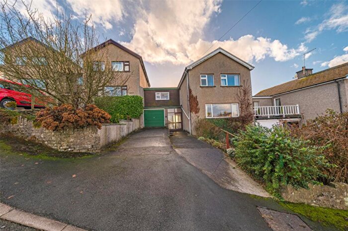 4 Bedroom Link Detached House For Sale In Hill Close, Sedgwick, Kendal, Cumbria, LA8