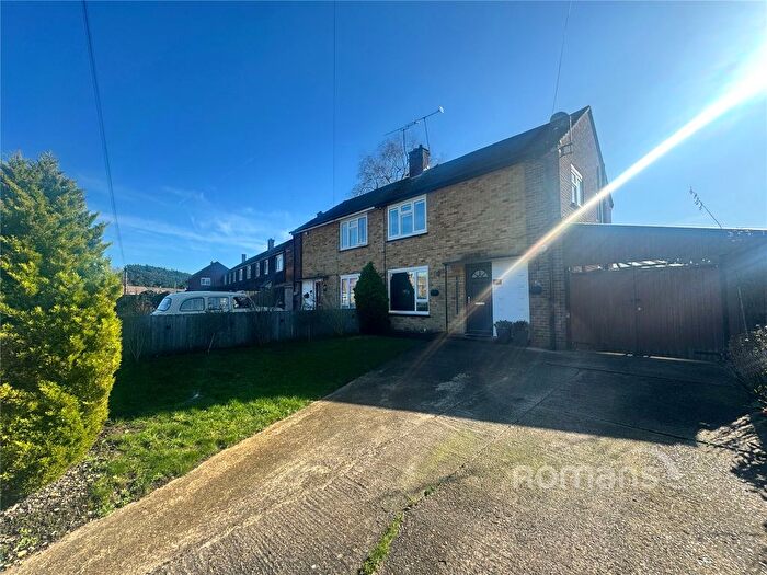 3 Bedroom Semi Detached House For Sale In Mitcham Road, Camberley, Surrey, GU15