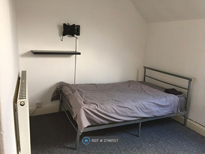 Studio To Rent In Sheffield, Sheffield, S6