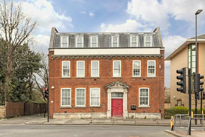 1 Bedroom Flat To Rent In London Road, Isleworth, TW7