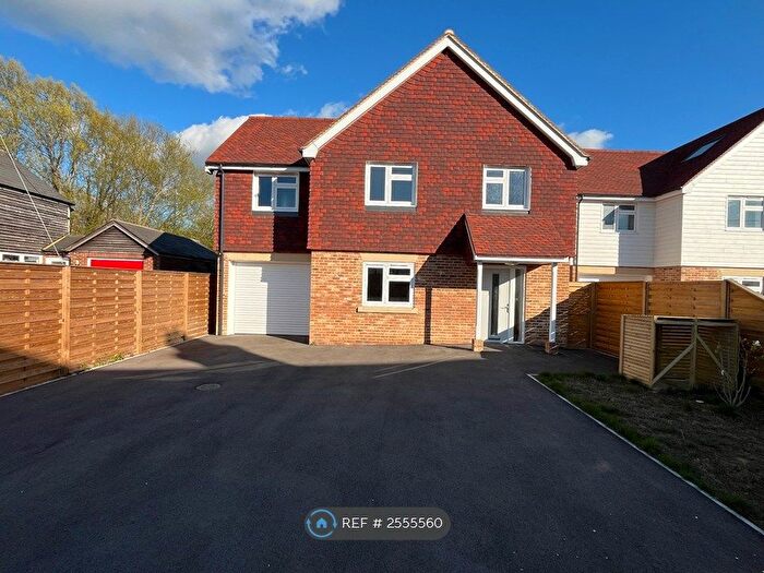 4 Bedroom Detached House To Rent In Rye Road, Brookland, Romney Marsh, TN29