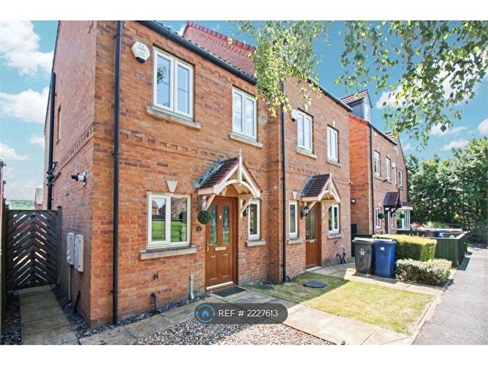 2 Bedroom End Of Terrace House To Rent In Parkgate, Goldthorpe, Rotherham, S63