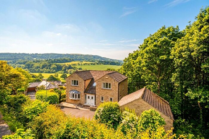 5 Bedroom Detached House For Sale In Field House, Common End Lane, Lepton, Huddersfield, HD8