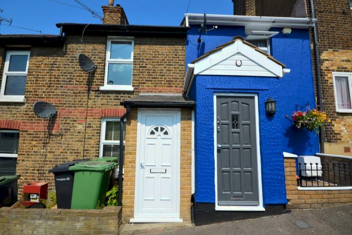 3 Bedroom Terraced House To Rent In Railway Street, Northfleet, Gravesend, Kent, DA11