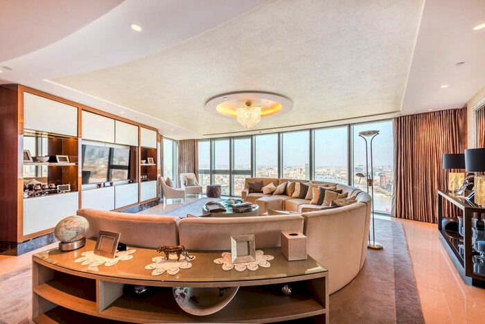 3 Bedroom Flat To Rent In The Tower, Vauxhall, London, SW8