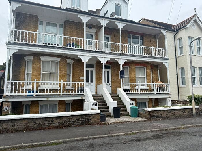 2 Bedroom Flat To Rent In Sandown Road, Deal, CT14