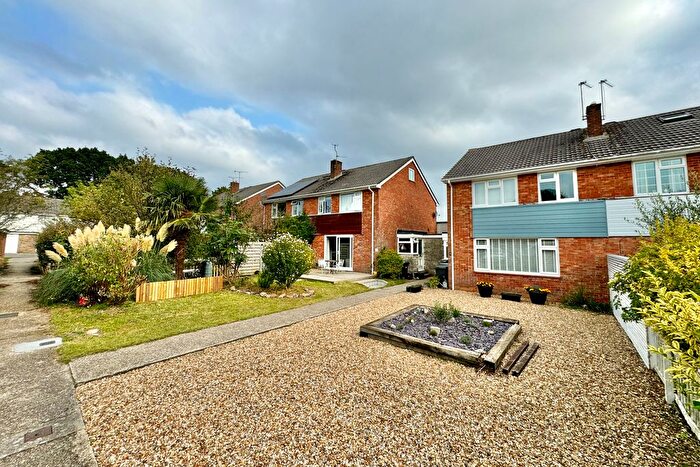 4 Bedroom Semi-Detached House To Rent In Avon Drive, Wareham, BH20