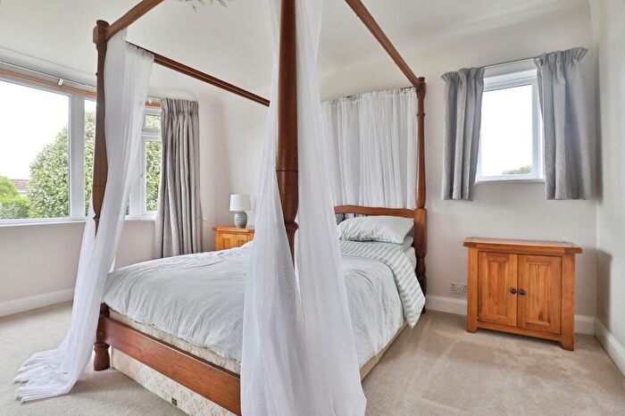 2 Bedroom Bungalow For Sale In Durdells Avenue, Bournemouth, Dorset, BH11