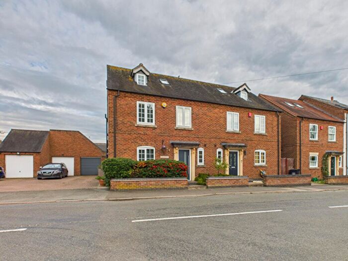 4 Bedroom Semi-Detached House For Sale In Main Road, Claybrooke Magna, Lutterworth, LE17