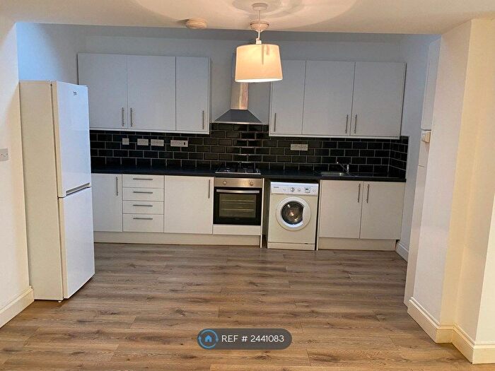 1 Bedroom Flat To Rent In Burnt Ash Hill, Lee, SE12