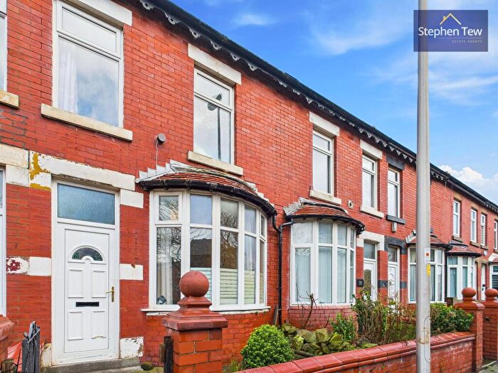 2 Bedroom Detached House For Sale In Cromwell Road, Blackpool, FY1