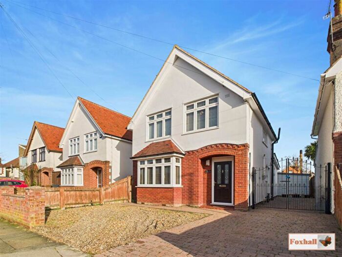 3 Bedroom Detached House For Sale In Goring Road, Ipswich, IP4