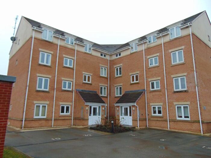 2 Bedroom Apartment To Rent In Elmroyd Court, Penistone, S36
