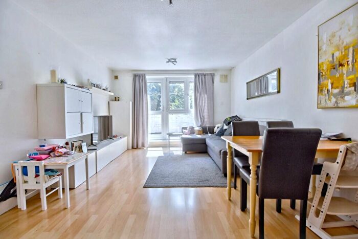 1 Bedroom Flat For Sale In Girdlestone Walk, Archway, London, N19