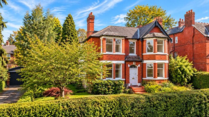 5 Bedroom Detached House For Sale In Davenport Park Road, Stockport, SK2