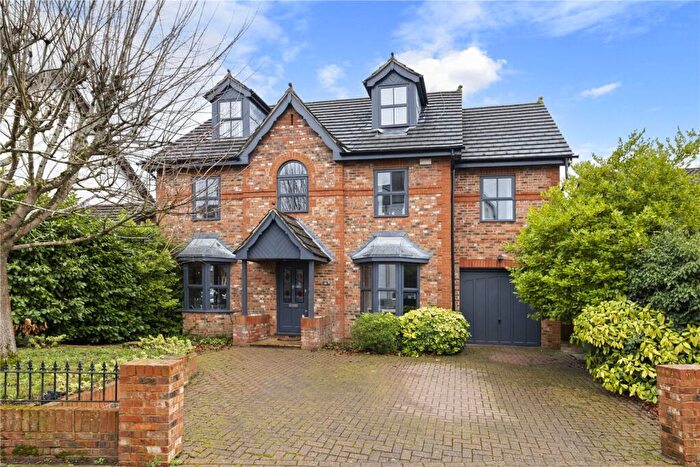 5 Bedroom Detached House For Sale In Matham Road, East Molesey, KT8