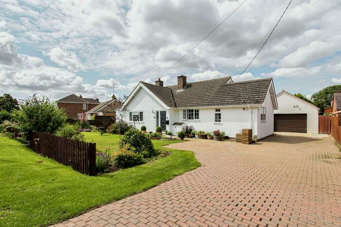 3 Bedroom Detached Bungalow For Sale In Ramsey Road, Ramsey, Huntingdon, PE26